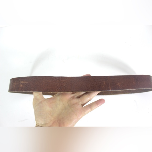 Distressed Brown Leather Belt with America 1974 Silver Buckle Made in Australia - Picture 5 of 8